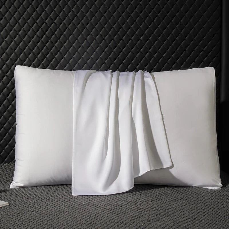 Monnom Natural Mulberry Silk Pillowcase